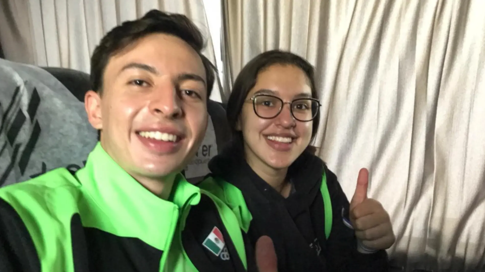 JUAN Pablo con Lesly Soltero a su regreso a Puebla JL Hermida